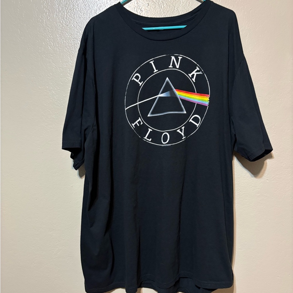 Men’s 4XLT Pink‎ Floyd Black Short Sleeve Tee with Rainbow Prism Logo